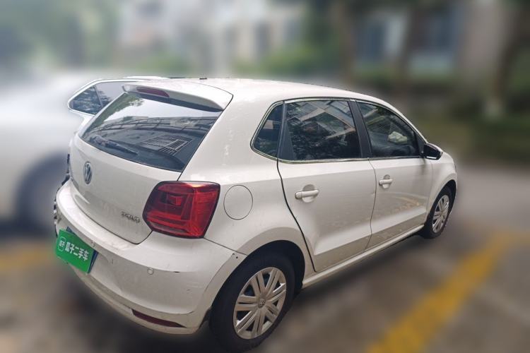 Used Volkswagen Polo 2016 1.4L Manual Fashion Model Rear Right 45 Deg