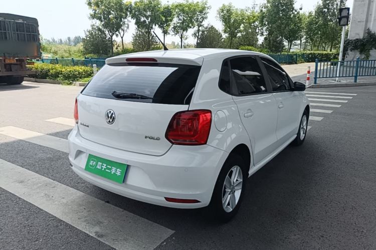 Used Volkswagen Polo 2016 1.4L Manual Fashion Model Rear Right 45 Deg