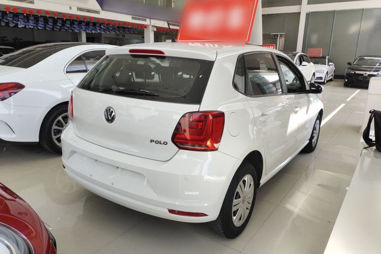 Used Volkswagen Polo 2016 1.4L Manual Fashion Model Rear Right 45 Deg