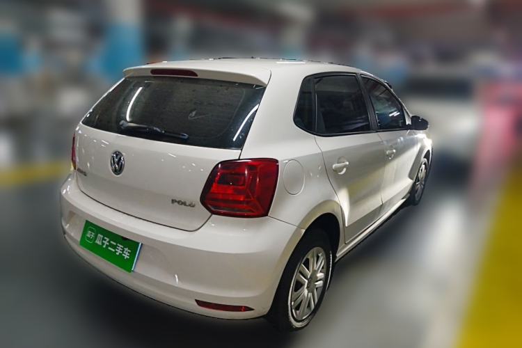 Used Volkswagen Polo 2016 1.4L Manual Fashion Model Rear Right 45 Deg