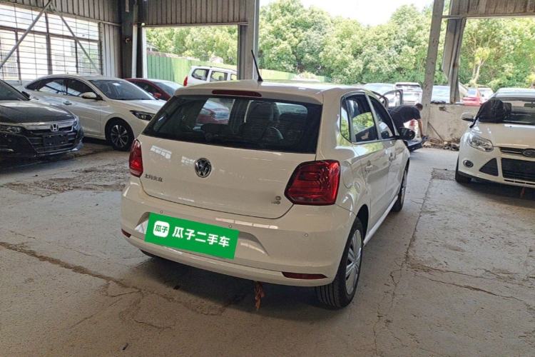 Used Volkswagen Polo 2016 1.6L Automatic Comfort Model Rear Right 45 Deg