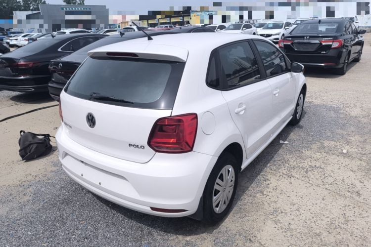 Used Volkswagen Polo 2016 1.4L Manual Fashion Model Rear Right 45 Deg
