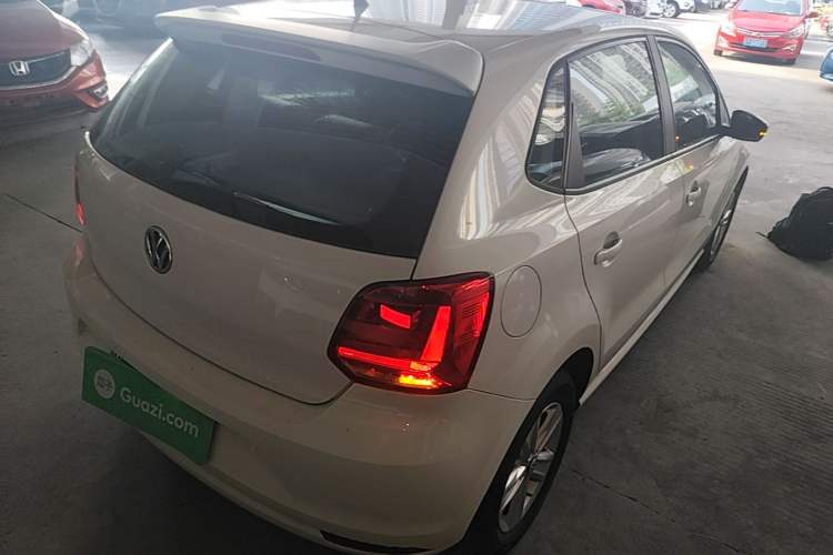 Used Volkswagen Polo 2016 1.4L Automatic Trendy Model Rear Right 45 Deg