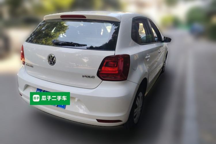 Used Volkswagen Polo 2016 1.4L Manual Fashion Model Rear Right 45 Deg