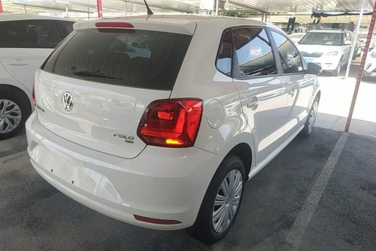 Used Volkswagen Polo 2016 1.6L Automatic Comfort Model Rear Right 45 Deg