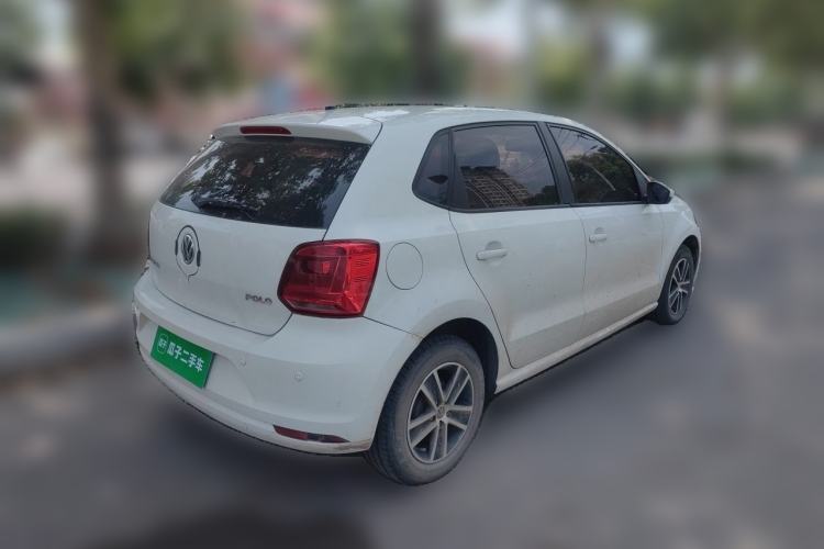 Used Volkswagen Polo 2016 1.4L Manual Fashion Model Rear Right 45 Deg