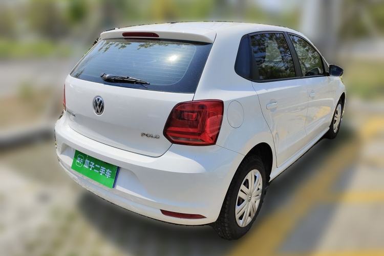 Used Volkswagen Polo 2016 1.4L Manual Fashion Model Rear Right 45 Deg
