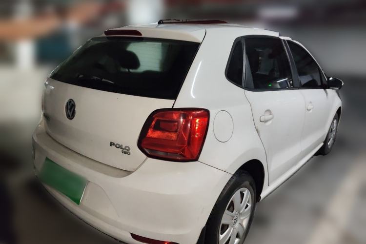 Used Volkswagen Polo 2016 1.4L Manual Fashion Model Rear Right 45 Deg