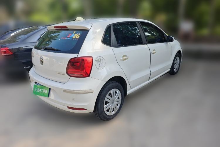 Used Volkswagen Polo 2016 1.4L Manual Fashion Model Rear Right 45 Deg