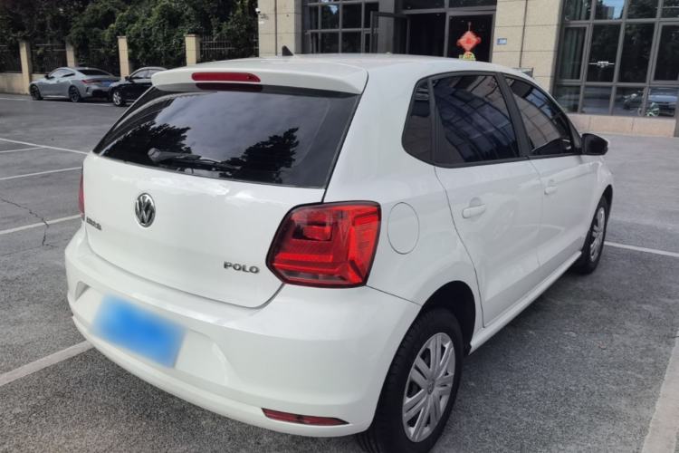 Used Volkswagen Polo 2016 1.4L Manual Fashion Model Rear Right 45 Deg