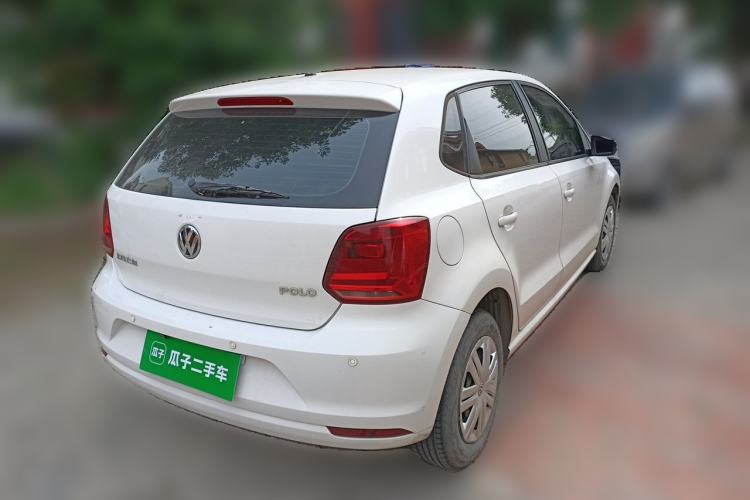Used Volkswagen Polo 2016 1.4L Manual Fashion Model Rear Right 45 Deg