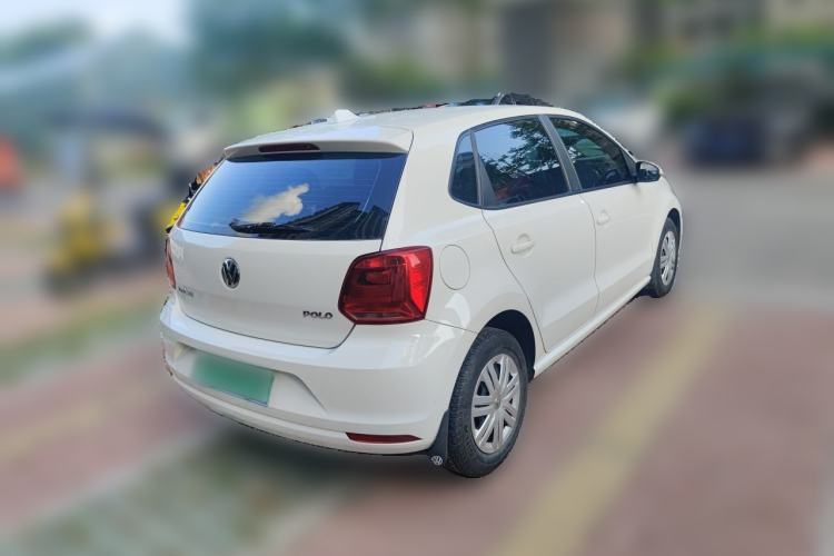 Used Volkswagen Polo 2016 1.4L Manual Fashion Model Rear Right 45 Deg