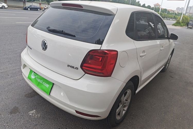Used Volkswagen Polo 2016 1.4L Manual Fashion Model Rear Right 45 Deg