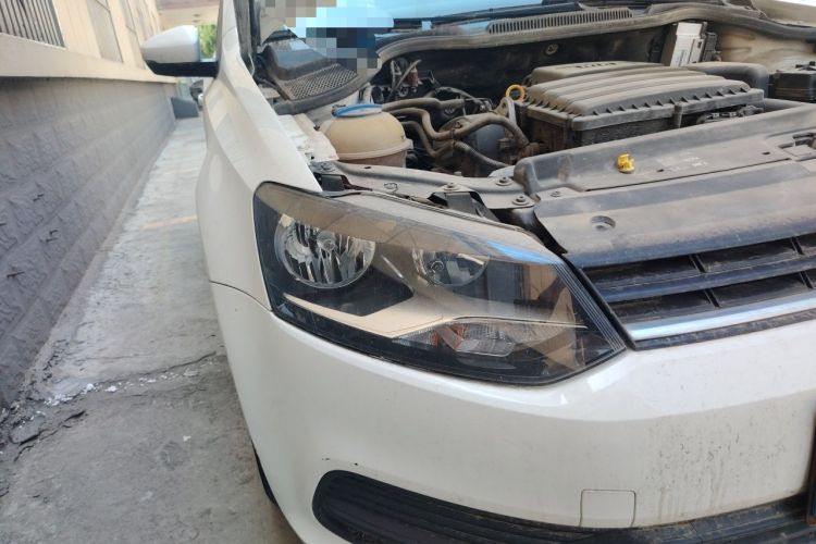 Used Volkswagen Polo 2016 1.4L Automatic Trendy Model Right Front Headlight
