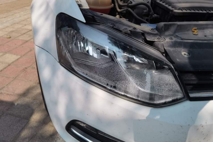 Used Volkswagen Polo 2016 1.6L Automatic Comfort Model Right Front Headlight
