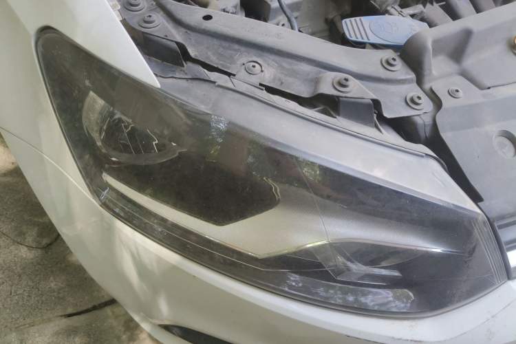 Used Volkswagen Polo 2016 1.4L Automatic Trendy Model Right Front Headlight