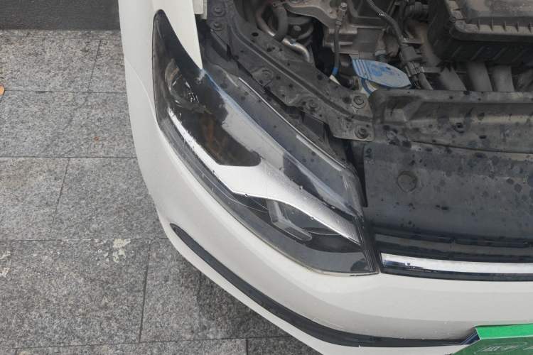 Used Volkswagen Polo 2016 1.4L Automatic Trendy Model Right Front Headlight