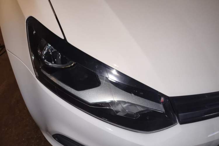 Used Volkswagen Polo 2016 1.4L Automatic Trendy Model Right Front Headlight