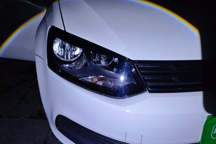 Used Volkswagen Polo 2016 1.4L Automatic Trendy Model Right Front Headlight