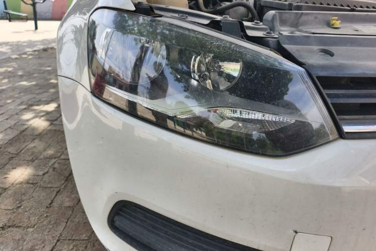 Used Volkswagen Polo 2016 1.4L Automatic Trendy Model Right Front Headlight