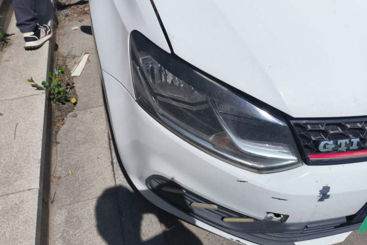 Used Volkswagen Polo 2016 1.4L Automatic Trendy Model Right Front Headlight