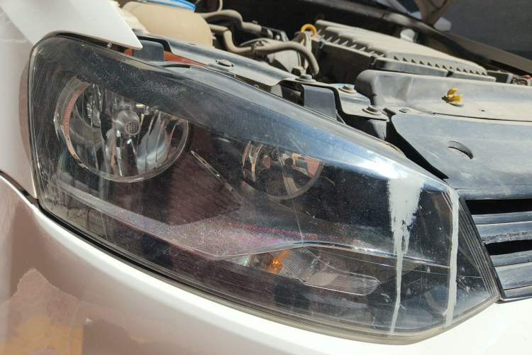 Used Volkswagen Polo 2016 1.4L Manual Fashion Model Right Front Headlight
