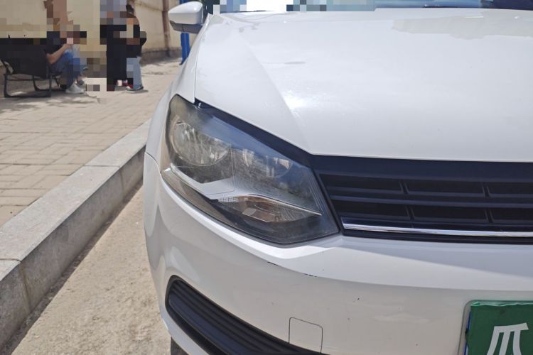 Used Volkswagen Polo 2016 1.4L Automatic Trendy Model Right Front Headlight