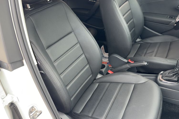 Used Volkswagen Polo 2016 1.6L Automatic Comfort Model Right Front Seat