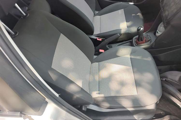Used Volkswagen Polo 2016 1.4L Manual Fashion Model Right Front Seat