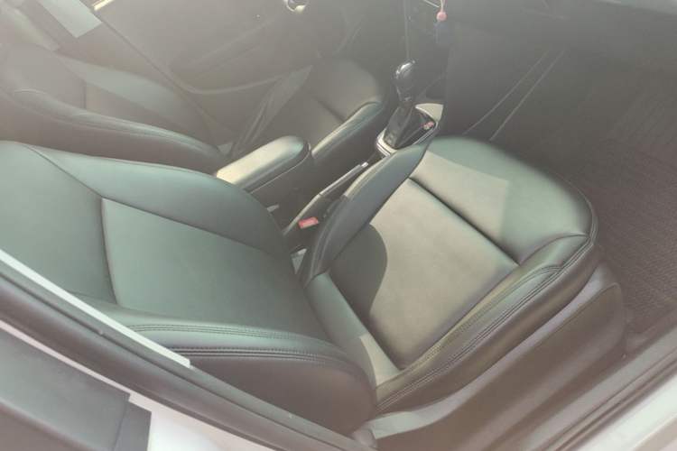 Used Volkswagen Polo 2016 1.6L Automatic Comfort Model Right Front Seat