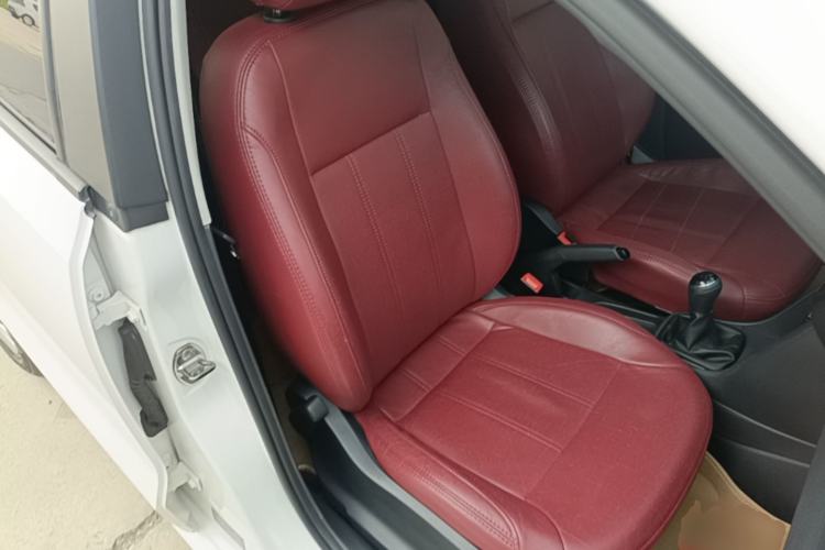 Used Volkswagen Polo 2016 1.4L Manual Fashion Model Right Front Seat