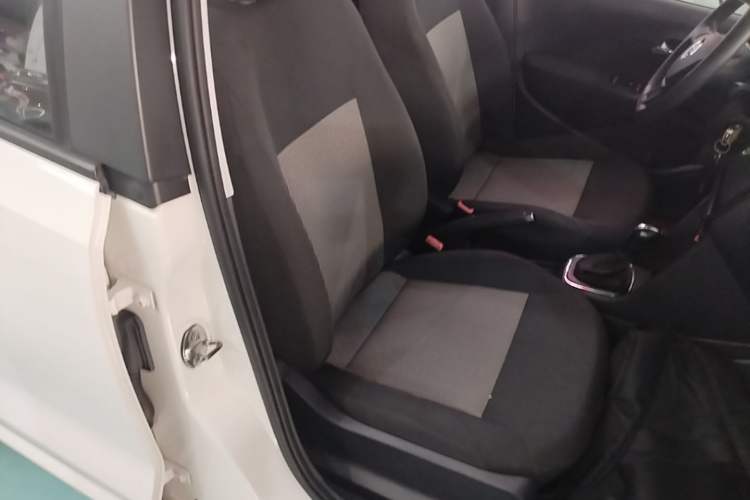 Used Volkswagen Polo 2016 1.4L Automatic Trendy Model Right Front Seat