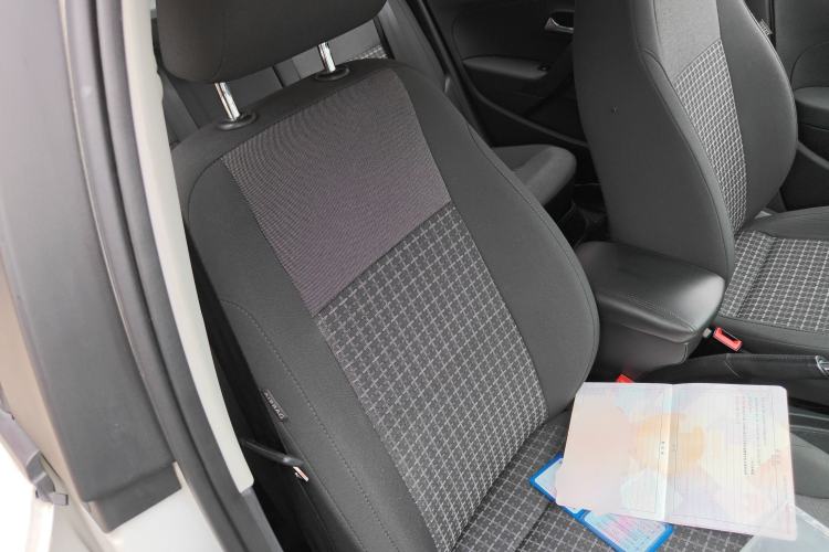 Used Volkswagen Polo 2016 1.6L Automatic Comfort Model Right Front Seat