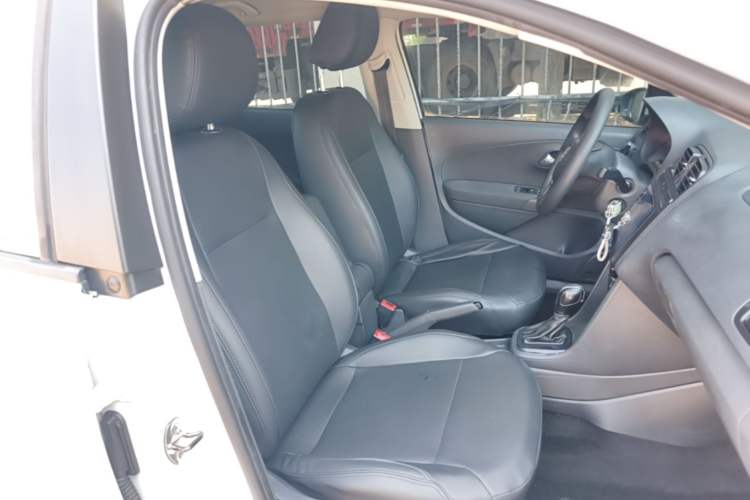 Used Volkswagen Polo 2016 1.4L Automatic Trendy Model Right Front Seat