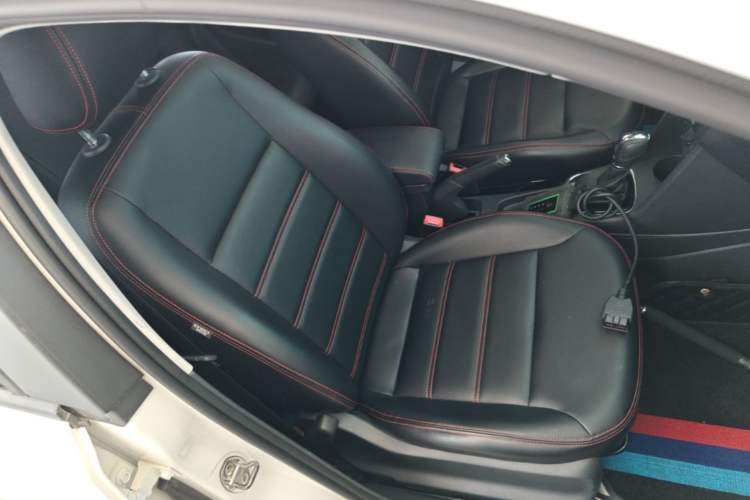Used Volkswagen Polo 2016 1.6L Automatic Comfort Model Right Front Seat