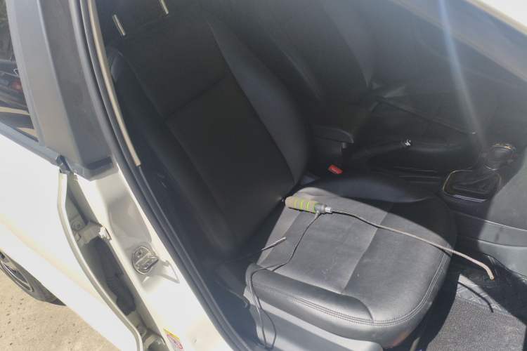 Used Volkswagen Polo 2016 1.6L Automatic Comfort Model Right Front Seat
