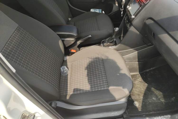 Used Volkswagen Polo 2016 1.6L Automatic Comfort Model Right Front Seat