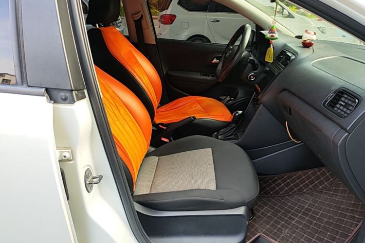 Used Volkswagen Polo 2016 1.4L Automatic Trendy Model Right Front Seat