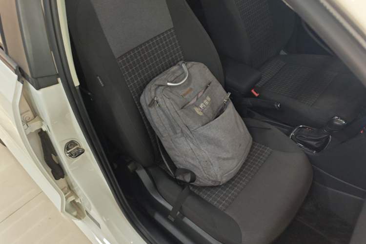 Used Volkswagen Polo 2016 1.6L Automatic Comfort Model Right Front Seat