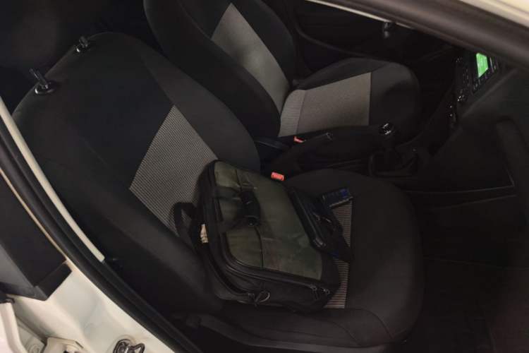 Used Volkswagen Polo 2016 1.4L Manual Fashion Model Right Front Seat