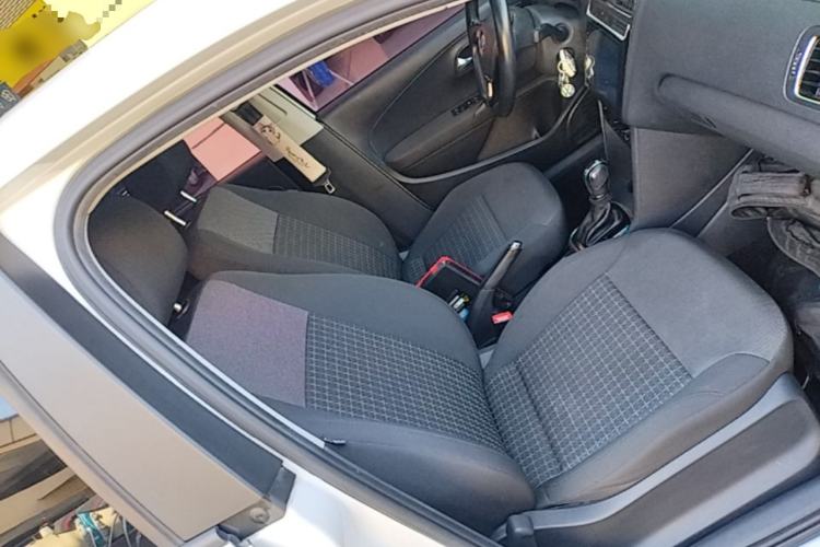 Used Volkswagen Polo 2016 1.6L Automatic Comfort Model Right Front Seat