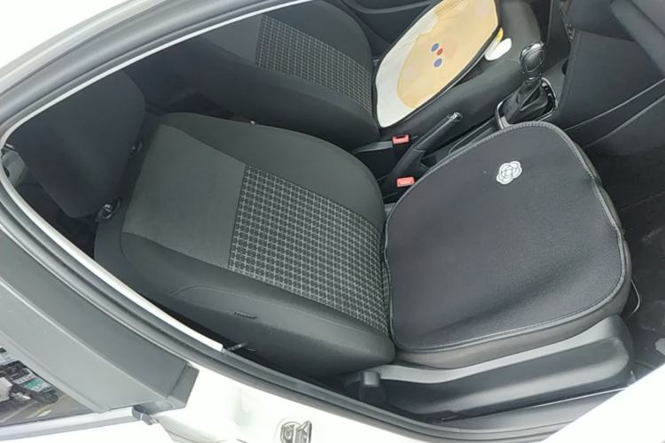 Used Volkswagen Polo 2016 1.6L Automatic Comfort Model Right Front Seat