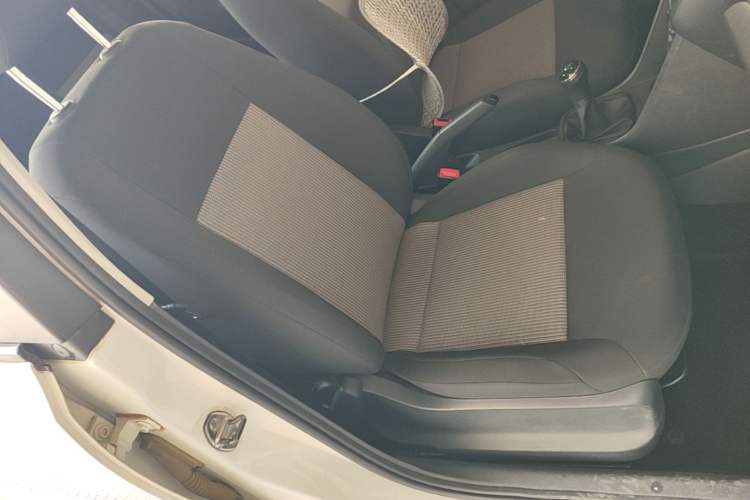 Used Volkswagen Polo 2016 1.4L Manual Fashion Model Right Front Seat