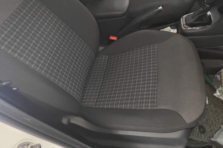 Used Volkswagen Polo 2016 1.6L Automatic Comfort Model Right Front Seat