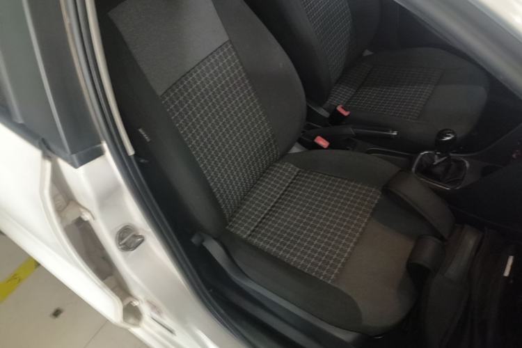Used Volkswagen Polo 2016 1.6L Manual Comfort Model Right Front Seat
