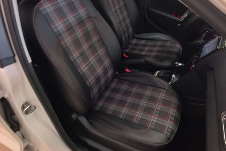 Used Volkswagen Polo 2016 1.4L Automatic Trendy Model Right Front Seat