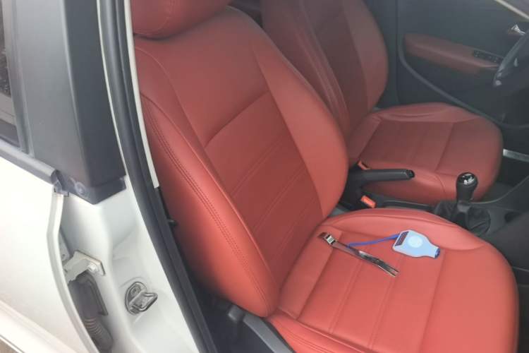 Used Volkswagen Polo 2016 1.4L Manual Fashion Model Right Front Seat
