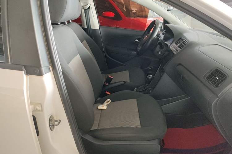 Used Volkswagen Polo 2016 1.4L Automatic Trendy Model Right Front Seat