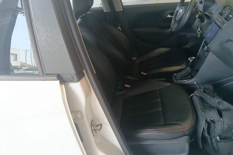 Used Volkswagen Polo 2016 1.4L Automatic Trendy Model Right Front Seat