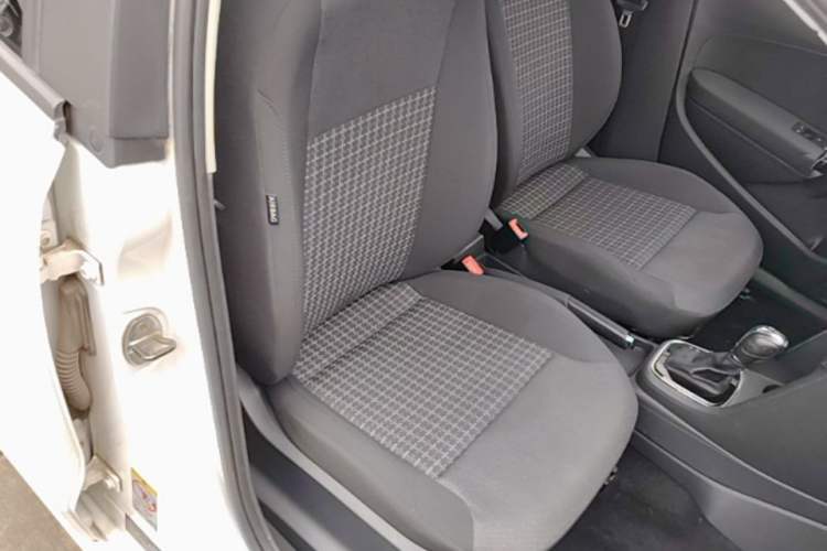 Used Volkswagen Polo 2016 1.6L Automatic Comfort Model Right Front Seat